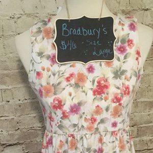 Large Honey and Lace Bradbury Maxi.